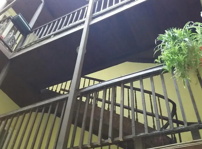 A Deux Pas Du Chateau - * Pau